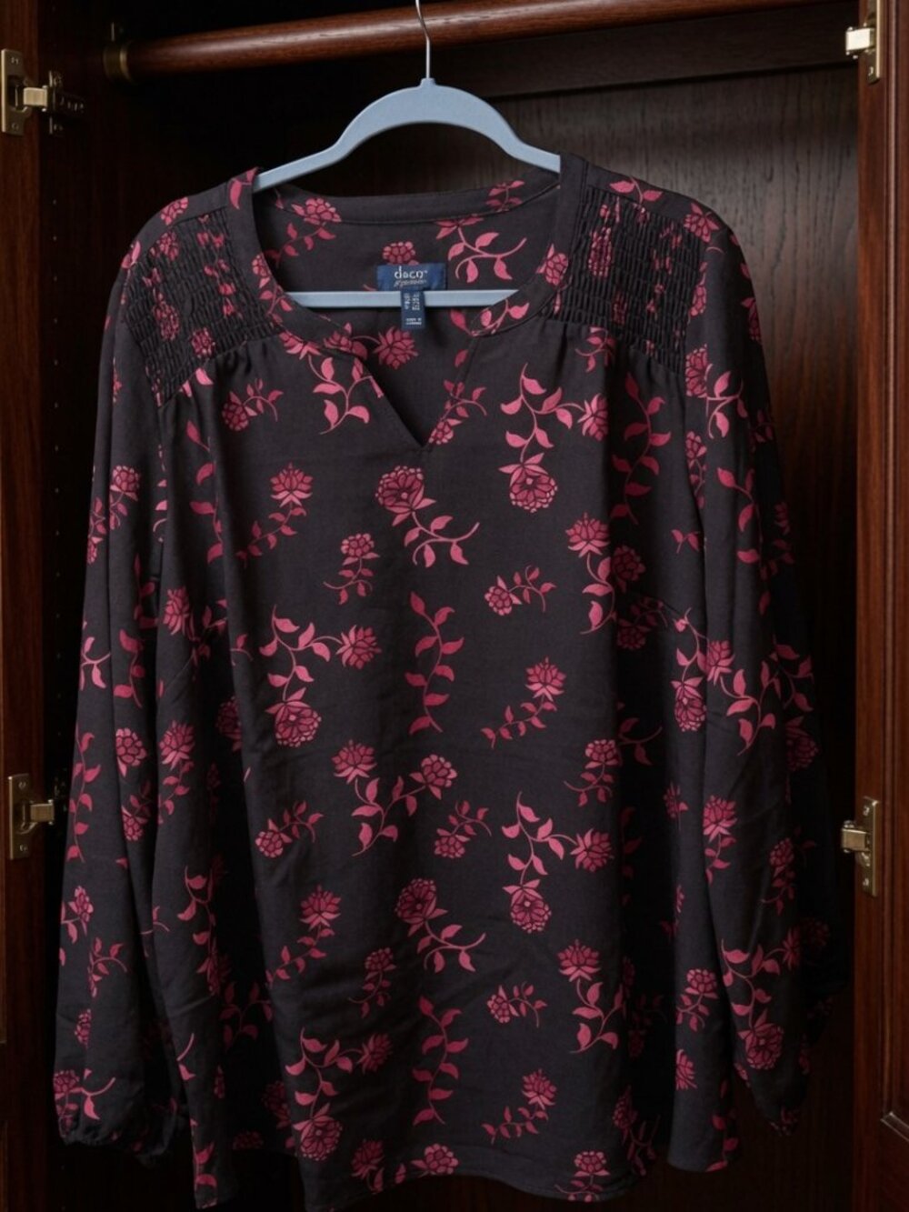 Beautiful Boho blouse from a non-smoking home